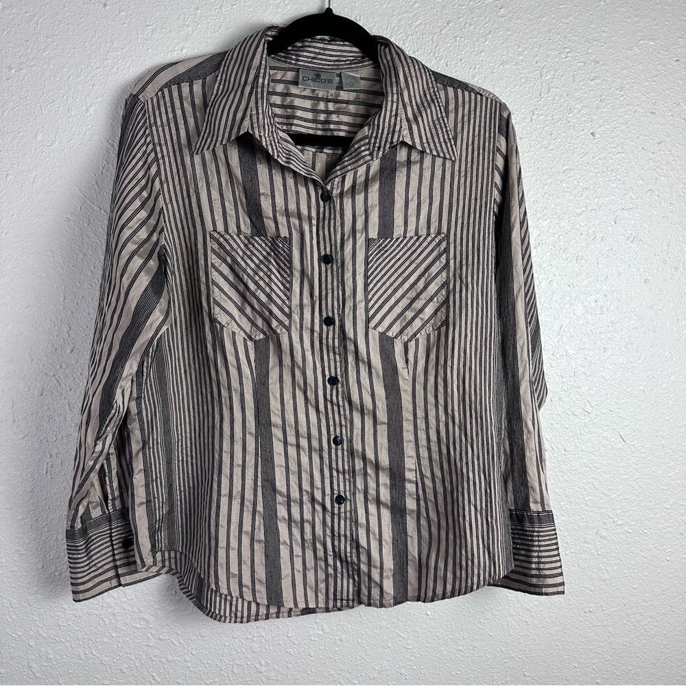 ⭐️Chico's Women’s Black and Tan Striped Shirt Size 1